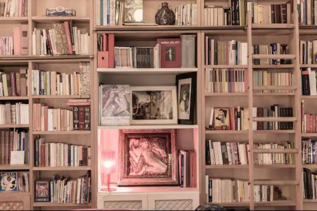 Romantica A Via Giulia Appartamento *
